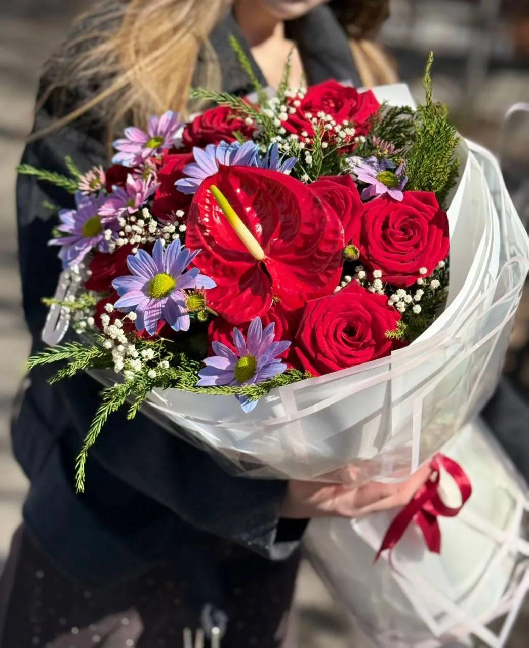 Red bunch | ծաղիկներ, ծաղկեպսակներ, բույսեր Երևան