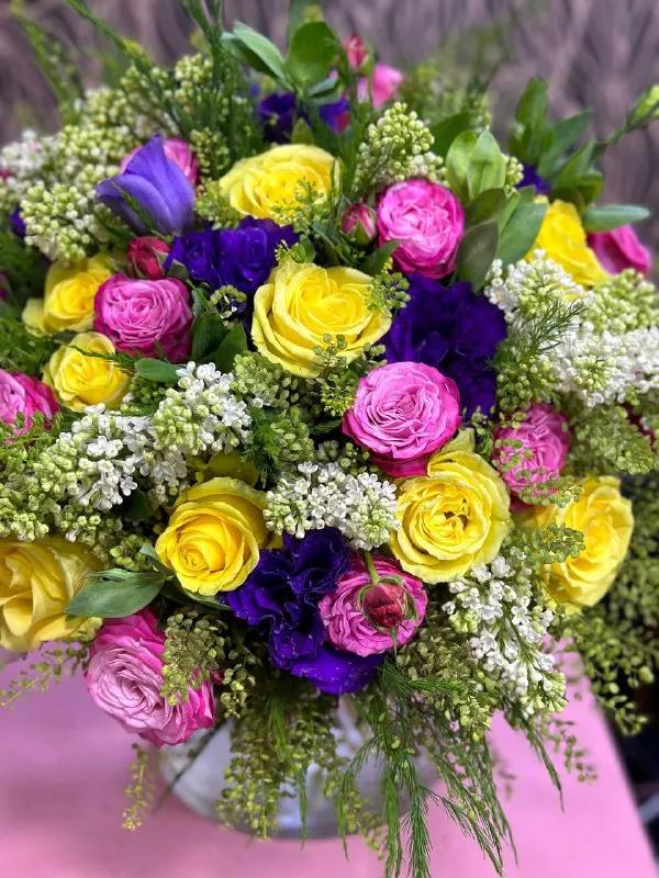 Bunch of roses | ծաղիկներ, ծաղկեպսակներ, բույսեր Երևան Bunch of roses | ծաղիկներ, ծաղկեպսակներ, բույսեր Երևան