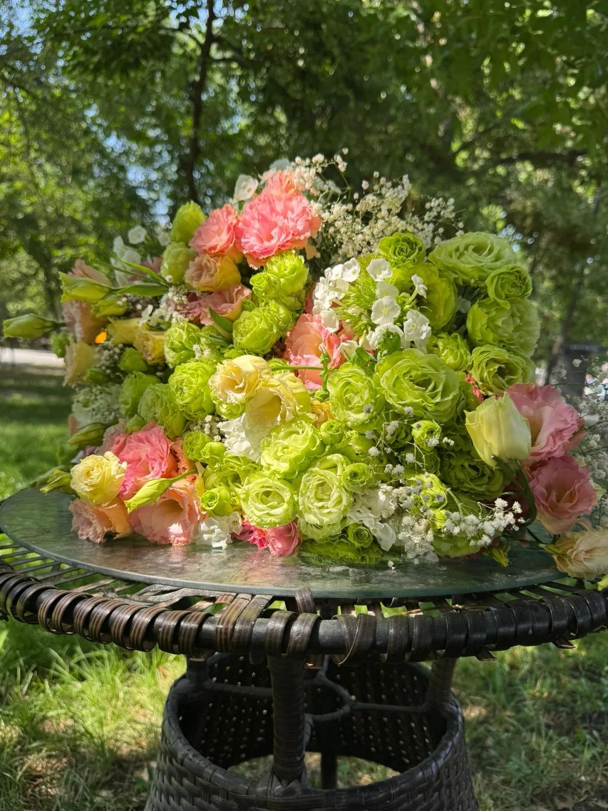 Bright lisianthus | ծաղիկներ, ծաղկեպսակներ, բույսեր Երևան Bright lisianthus | ծաղիկներ, ծաղկեպսակներ, բույսեր Երևան